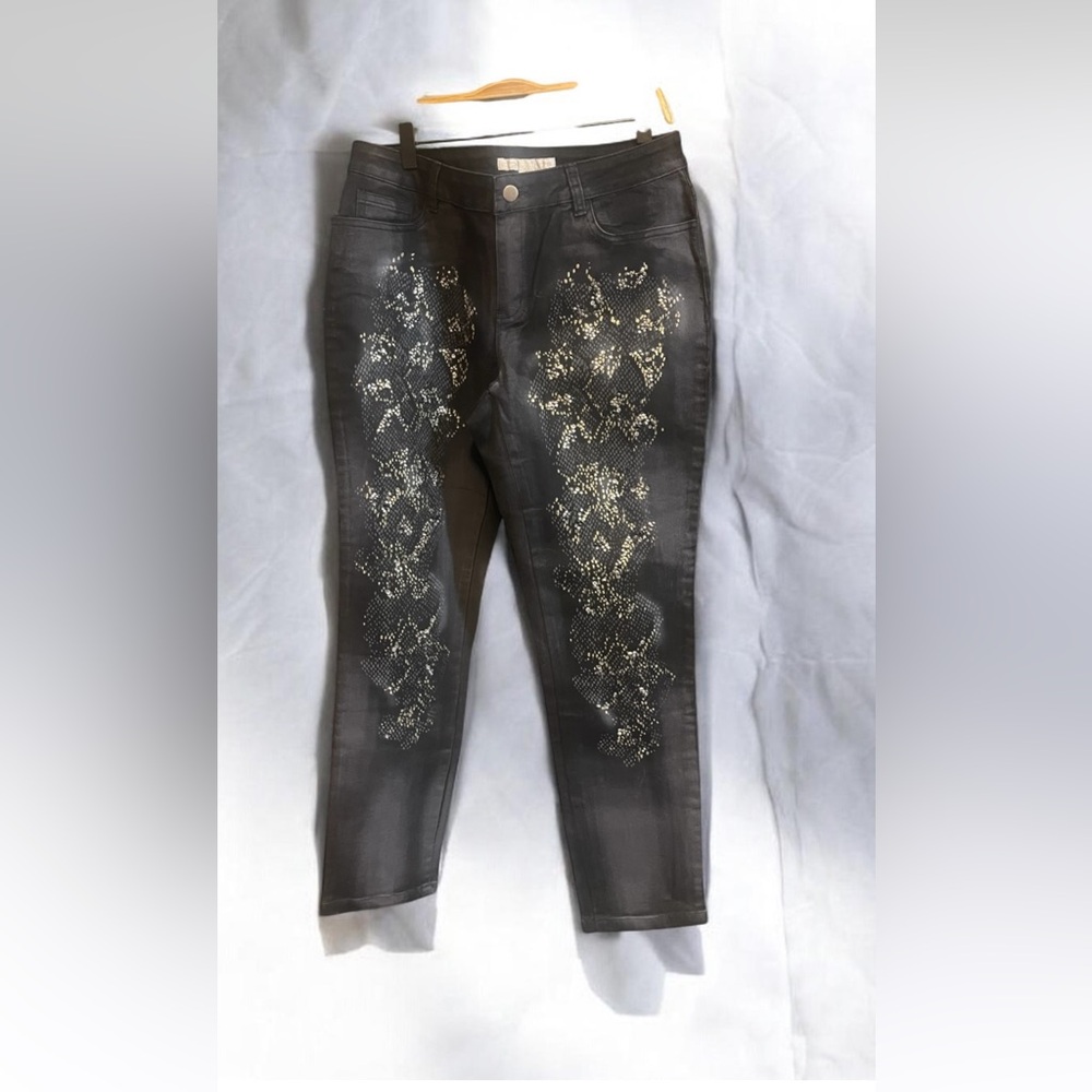 Boston Proper Black Garment Jeans. Snake Skin look. 10